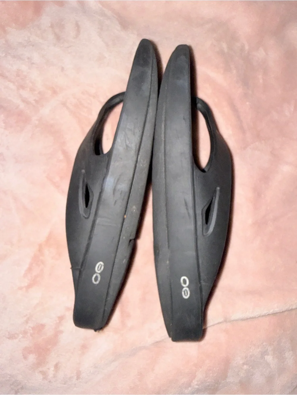 OOFOS Black Women's Flip Flop Sandals